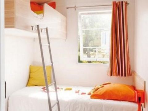 MOBILHOME 6 personnes -  32m² 2 chambres + terrasse - adapté aux personnes à mobilité réduite