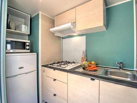 MOBILHOME 6 personnes - Mobil-home Confort 35m² 3 chambres + terrasse semi-couverte + TV + lave-vaisselle