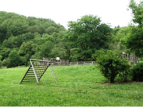 Village Vacances Les Chalets de la Gazonne - Camping Aveyron - Image N°10