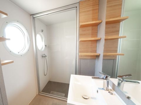 Mobilhome 6 personnes - Loisir+ 6 personnes 3 chambres 32m²