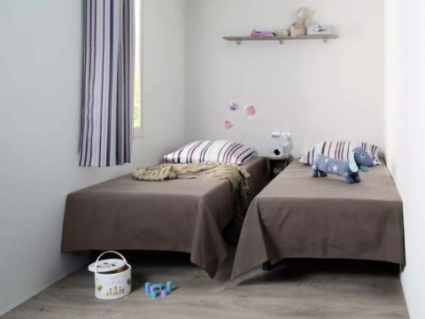 MOBILHOME 6 personnes - 4 Pièces 6 Personnes Climatisé + TV