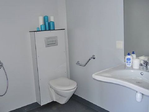 MOBILHOME 4 personnes - MH 2 CHAMBRES CONFORT PMR MOBILHOME 4 personnes - MH 2 CHAMBRES CONFORT PMR