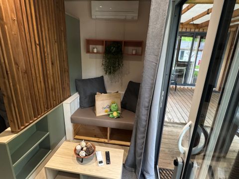 CHALET 2 personnes - Confort 16m² - 1 chambre + Terrasse couverte + Clim réversible + TV