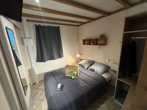 CHALET 4 personnes - SPA Premium 42m² - 2 chambres + Terrasse couverte + Clim réversible + TV
