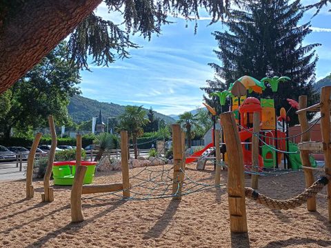 Flower camping La Marmotte - Camping Ariège - Image N°4