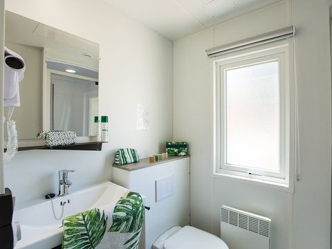 Mobilhome 4 personnes - Confort+ 2chambres - 2 salles de bain 34m²