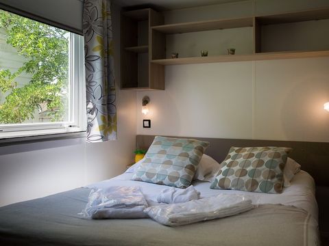 Mobilhome 8 personnes - Confort+8personnes 4chambres - 2 salles de bain 40m²