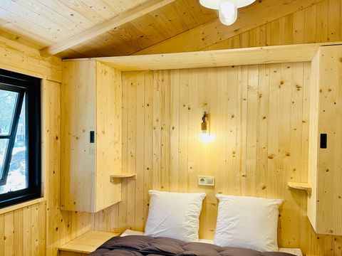 HÉBERGEMENT INSOLITE 5 personnes - LODGE PRIVILEGE BOIS Vue Réserve