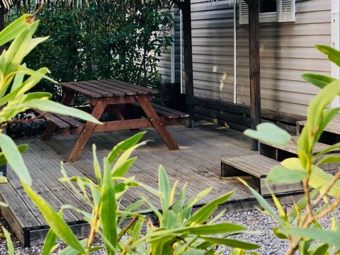 MOBILHOME 4 personnes - CONFORT TV - Quartier Jardin