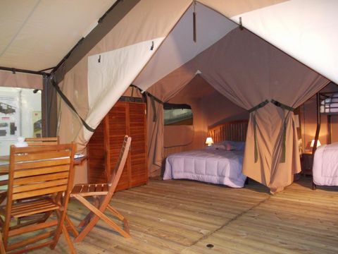 TENTE TOILE ET BOIS 4 personnes - VICTORIA'S LODGE sans sanitaires