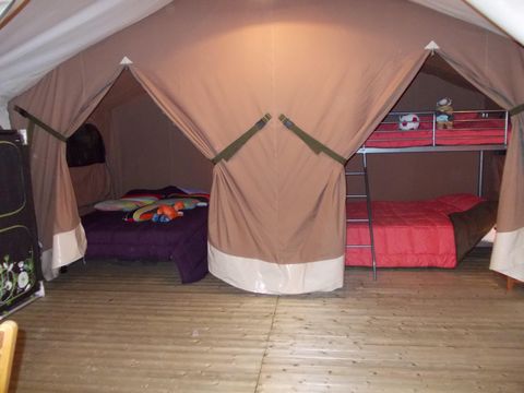 TENTE TOILE ET BOIS 4 personnes - VICTORIA'S LODGE sans sanitaires