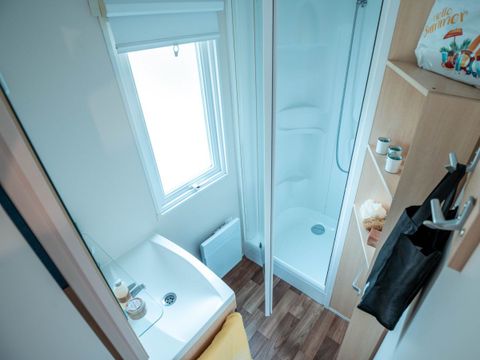 MOBILHOME 4 personnes - LOGGIA en arrivée Samedi