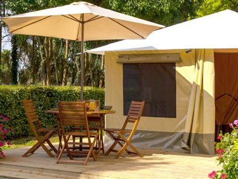 BUNGALOW TOILÉ 4 personnes - Sans sanitaires en arrivée Samedi