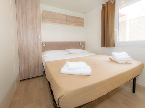 MOBILHOME 6 personnes - MAXICARAVAN PRESTIGE