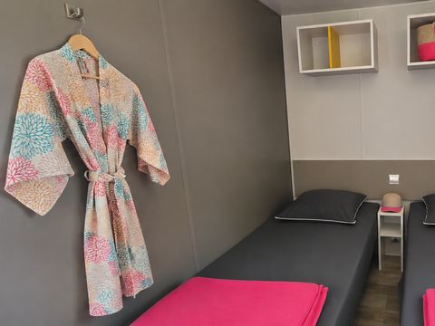 MOBILHOME 4 personnes - Mobile-home Cipressino Confort 22m² - 2 chambres - terrasse semi-couverte - clim -