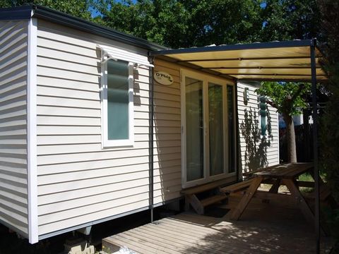 Mobilhome 6 personnes - Cayanne Standard 31m² - 2 chambres - Terrasse semi-couverte