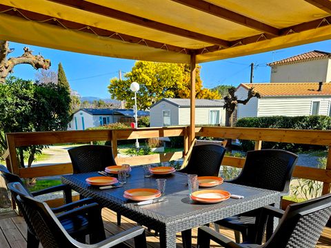 Mobilhome 6 personnes - Cayanne Standard Clim 31m² - 2 chambres - Terrasse semi-couverte - Clim