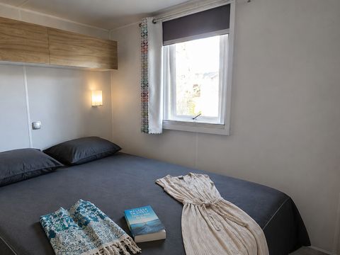 MOBILHOME 6 personnes - Mobile-home Cayanne Confort 31m² - 2 chambres - terrasse semi-couverte - clim -
