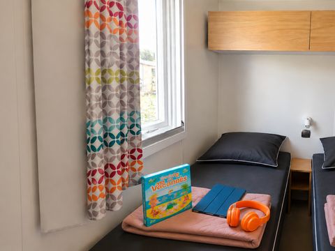 MOBILHOME 6 personnes - Mobile-home Grassois Confort 33m² - 3 chambres -  terrasse semi-couverte - clim -