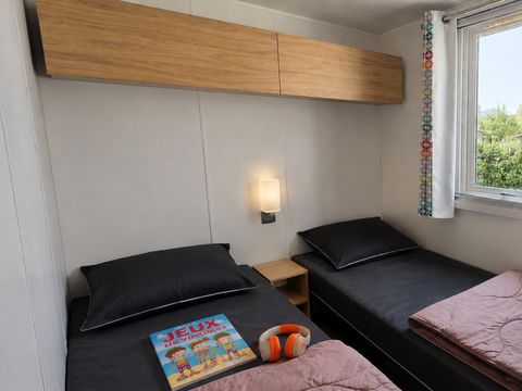 MOBILHOME 6 personnes - Mobile-home Grassois Confort 33m² - 3 chambres -  terrasse semi-couverte - clim -
