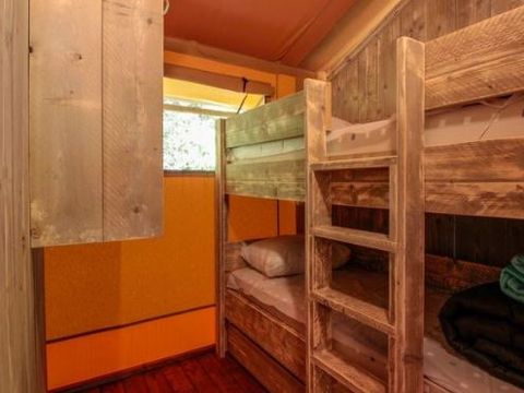 Tente en toile et en bois 8 personnes - BRIVE