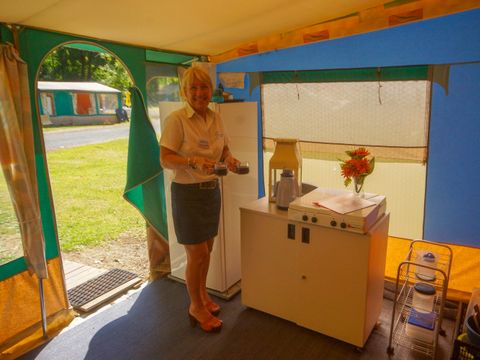 Bungalow toilé 6 personnes - BERGERAC