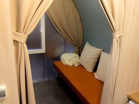 BUNGALOW TOILÉ 4 personnes - LE PETIT CHATEAU (sans sanitaires)