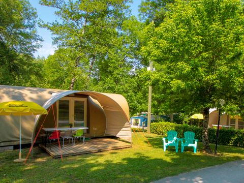 BUNGALOW TOILÉ 4 personnes - LE PETIT CHATEAU (sans sanitaires)
