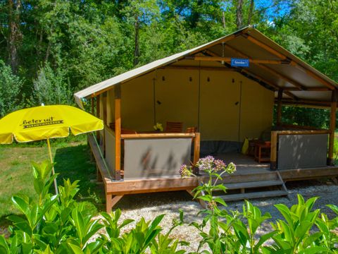 Tente en toile et en bois 5 personnes - Lodge Gourdon (sans sanitaires)