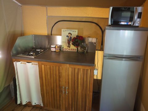 Tente en toile et en bois 5 personnes - Lodge Gourdon (sans sanitaires)