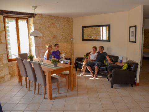 MAISON 8 personnes - Le Vieux Moulin
