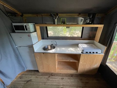 Tente en toile et en bois 6 personnes - LODGE TENT - 3 chambres