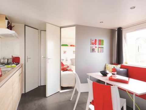 MOBILHOME 5 personnes - CONFORT +