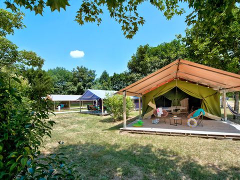 BUNGALOW TOILÉ 5 personnes - Freeflower Standard 37m² 2 chambres dont terrasse couverte 13m² - sans sanitaires