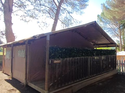 TENTE 5 personnes - Orri (sans eau, sans sanitaires) 5 personnes - 2 chambres
