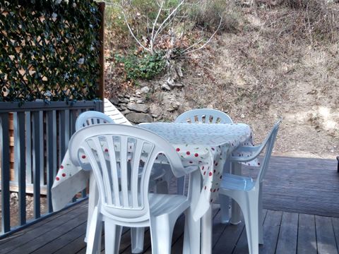MOBILHOME 4 personnes - GENTIANE - 4 personnes -1 chambre - (de octobre à avril :pas de jacuzzi) 