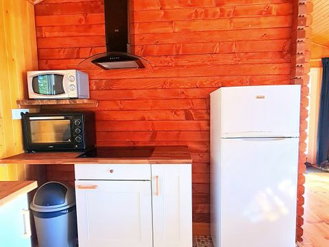 GÎTE 9 personnes - Cabri'lodge 4 Pièces 7/9 Personnes Climatisé + TV