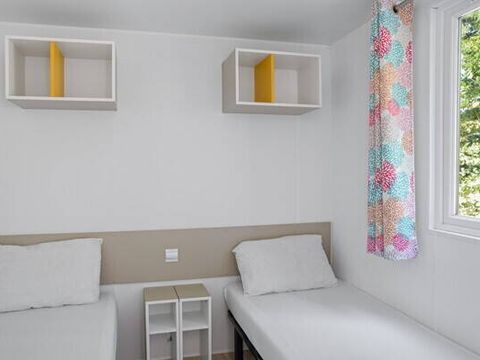 MOBILHOME 6 personnes - Comfort | 3 Ch. | 6 Pers. | Terrasse surélevée | Clim. | TV
