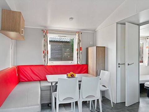 MOBILHOME 8 personnes - Classic | 3 Ch. | 6/8 Pers. | Terrasse surélevée | Clim.
