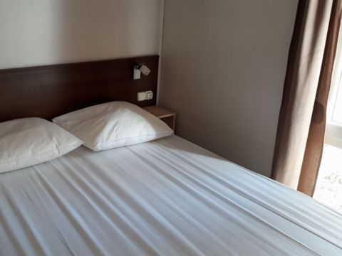 Mobilhome 4 personnes - COSY HOUSE