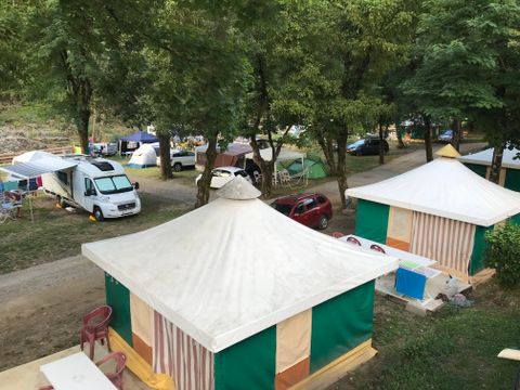 BUNGALOW TOILÉ 5 personnes - Bungalow toilé 5 personnes