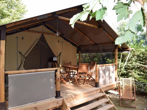 Tente en toile et en bois 5 personnes - LODGE KENYA (SANS SANITAIRES)
