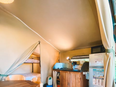 Tente en toile et en bois 5 personnes - LODGE KENYA (SANS SANITAIRES)