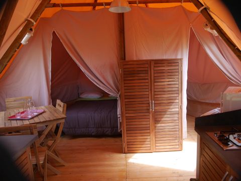 Insolite 4 personnes - MAYA (SANS SANITAIRES)