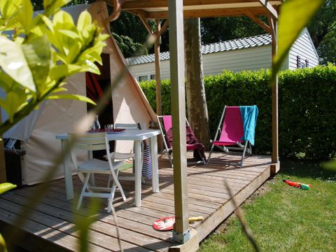 HÉBERGEMENT INSOLITE 4 personnes - MAYA (SANS SANITAIRES)