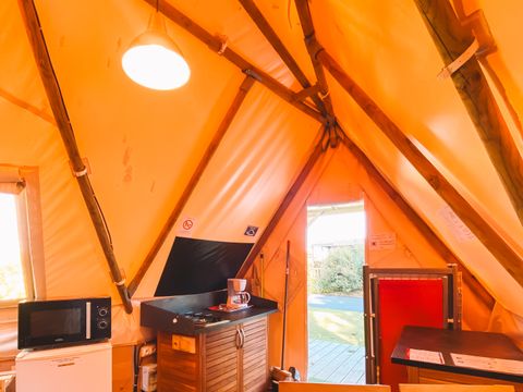 Insolite 4 personnes - MAYA (SANS SANITAIRES)