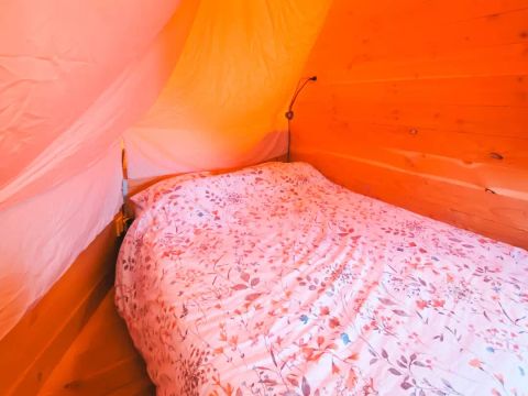 TENTE 4 personnes - Tipi Maya 24 m² - sans sanitaire 4 personnes