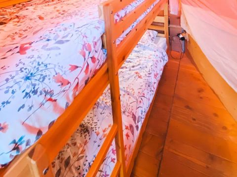 TENTE 4 personnes - Tipi Maya 24 m² - sans sanitaire 4 personnes