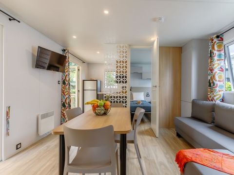 Mobilhome 4 personnes - "GRAND CONFORT" - 2 chambres - CLIM