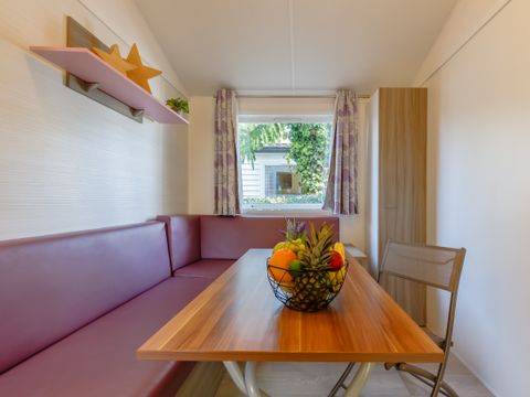 MOBILHOME 4 personnes - Confort 3 Pièces 4 Personnes + TV